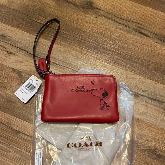 Coach c Wristlet NWT - Picture 1 of 2